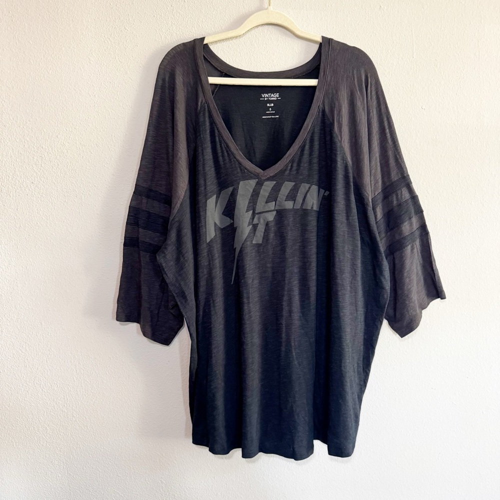 Torrid Killin It 5X Slub Vintage Black V-Neck Tee Gray